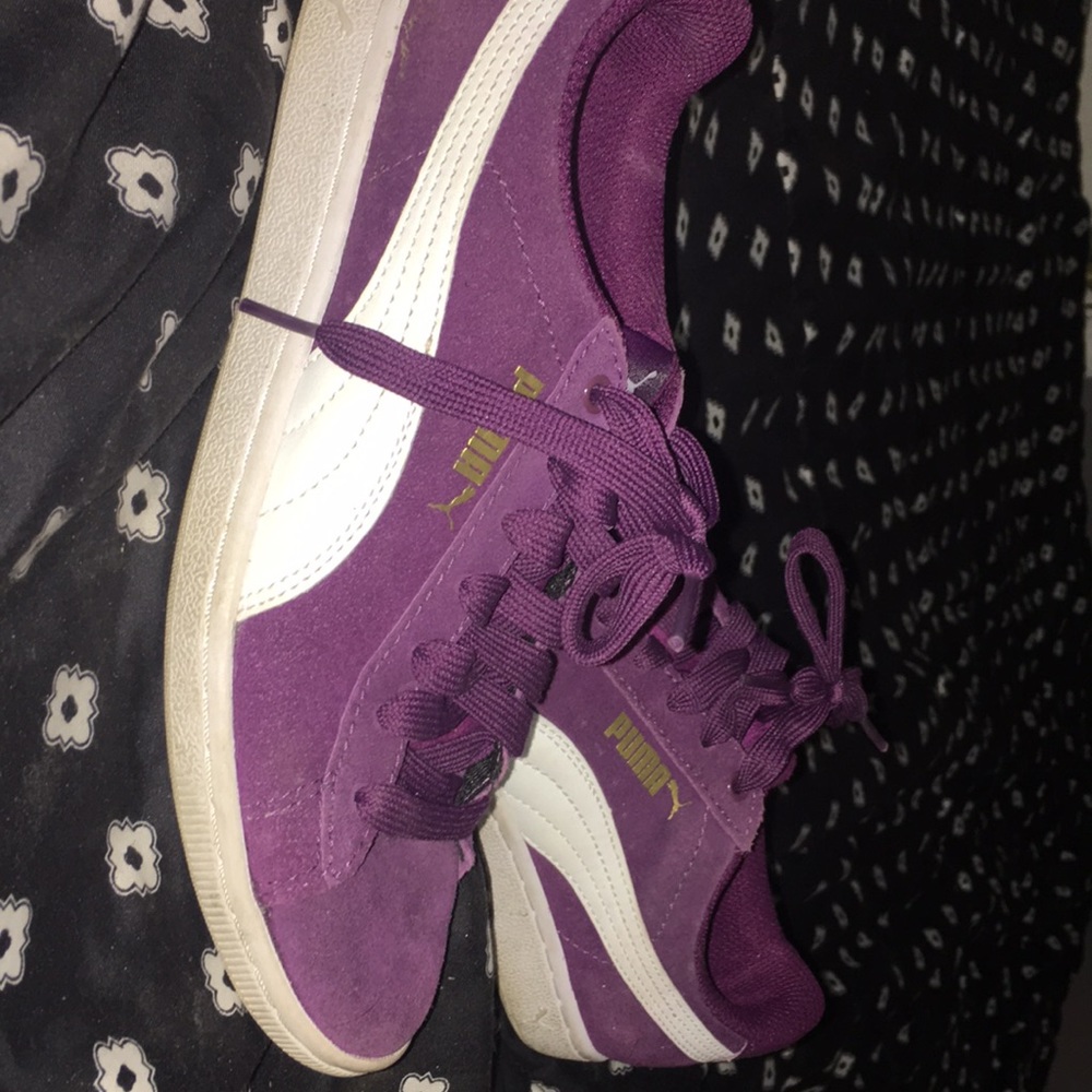 Shoes - Picture 2 of 2